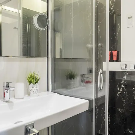 Navona Living 4* Rom