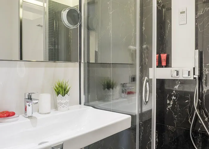 Konukevi Navona Living 4*