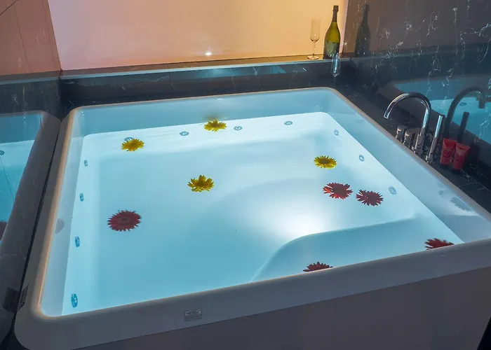 Navona Living Konukevi 4*